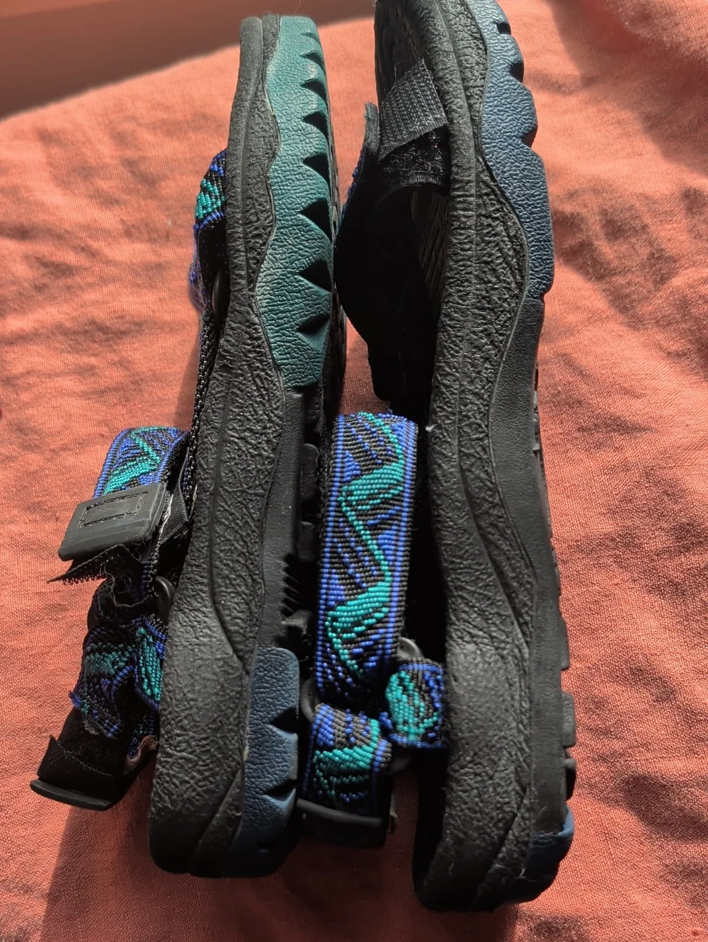 Teva Men 5, Women 7 Sandals Blue-Green Straps Granola Hippie Outdoor Hiking